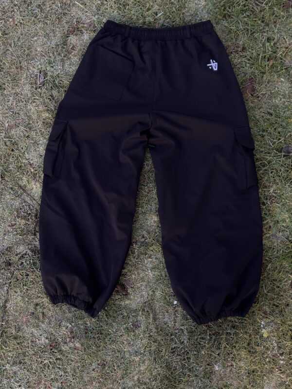 qruc. snowpants - Image 3